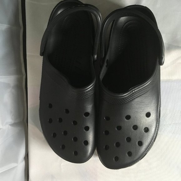 mens crocs size 15